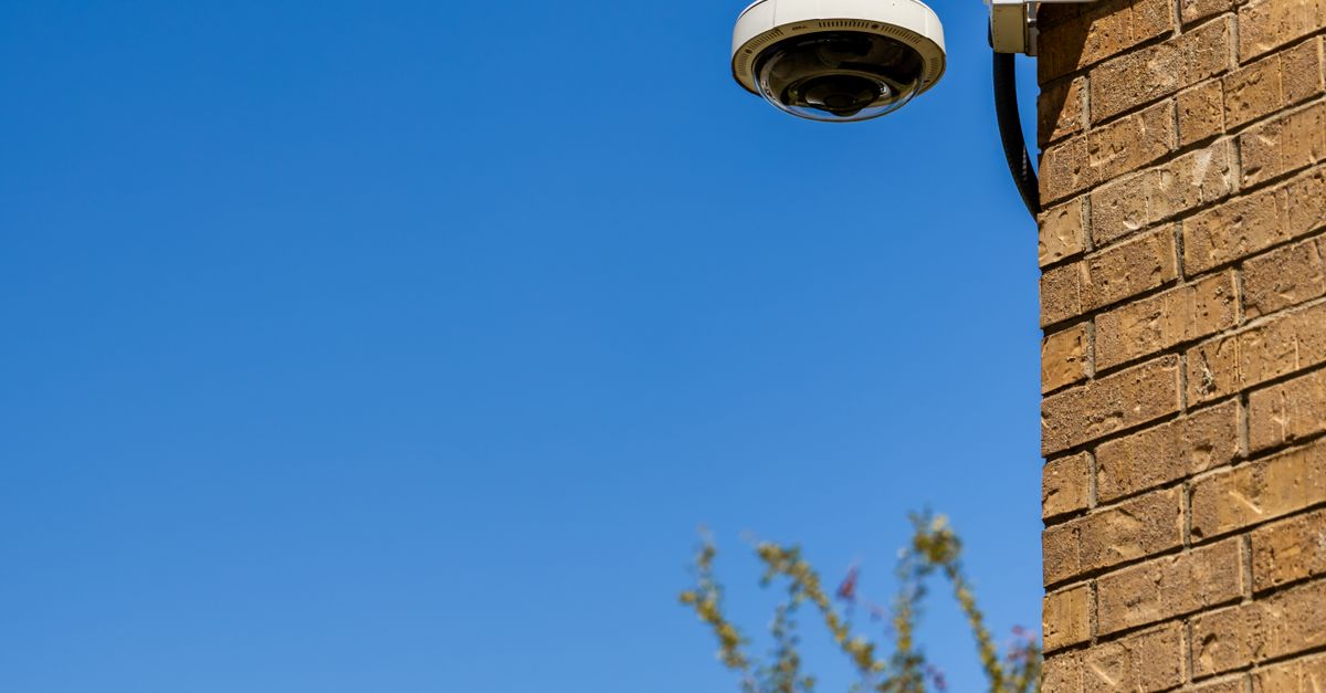 A Guide to Indoor Camera Wiring and Connectivity